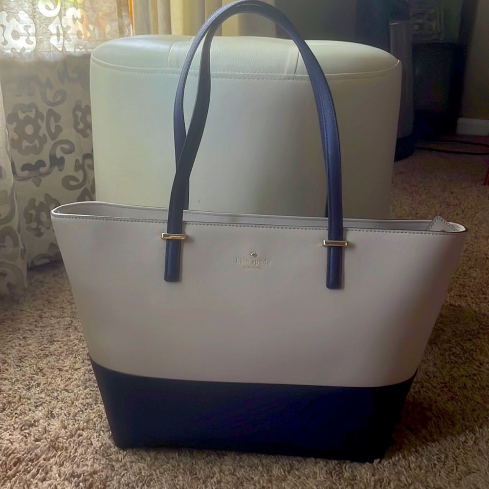 Kate Spade Cedar Street Small Harmony Tote